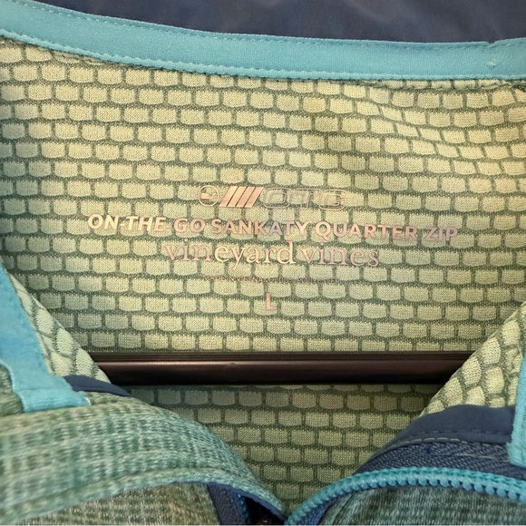 Vineyard Vines Sankaty Quarter Zip - Picture 2 of 2
